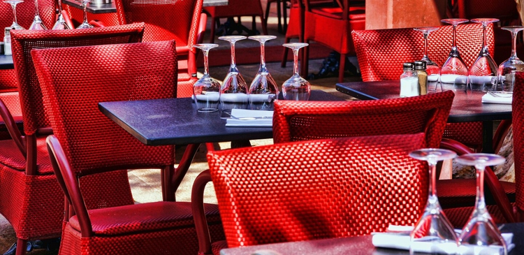 cover du contenu L’activité en zone euro est restée soutenue en novembre et elle s’améliore en France