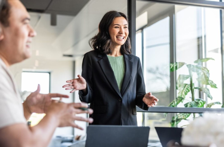cover of content Afterwork recrutement - Entreprendre au féminin avec AXA 
