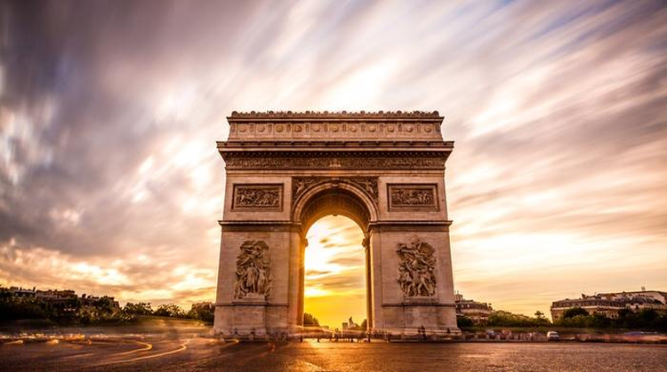 cover du contenu Dogfinance Connect Paris - Conseillers en banque / assurance et gestion de patrimoine