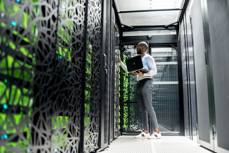 cover of content 🔌 Enedis accélère son recrutement IT en 2026 : 300 postes ouverts pour bâtir la nouvelle France électrique