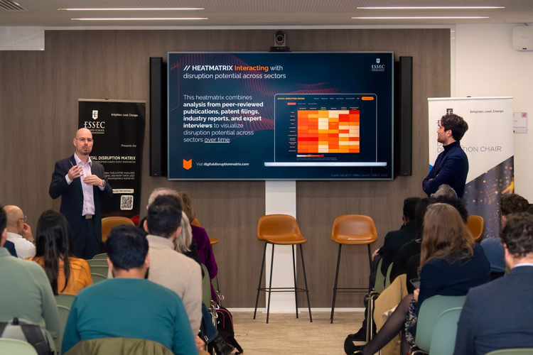 cover du contenu L'ESSEC Business School dévoile les résultats de son baromètre digital sectoriel “Digital Disruption Matrix 2025” L'ESSEC Business School dévoile les résultats de son baromètre digital sectoriel “Digital Disruption Matrix 2025”