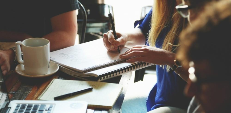 cover du contenu Experts-comptables, 10 clés de succès pour mettre en place de votre projet de démat' factures !
