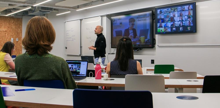 cover du contenu IE Business School’s Master in Finance, best in Spain and 12th in the world in the Financial Times 2020 Ranking