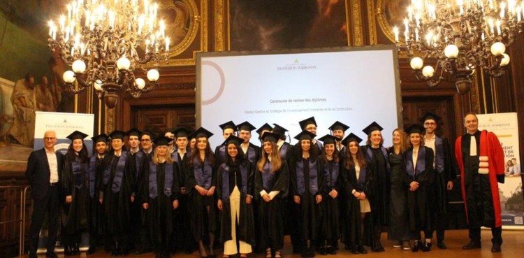 cover du contenu La Française : Sponsor de la cérémonie des remises de diplôme de la Promotion 2021- 2022 du Master GESIIC