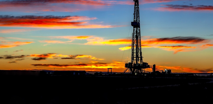 cover du contenu Le prix du pétrole approche des 90 dollars le baril sur des espoirs de paix