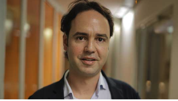 cover du contenu Raul Barroso, professeur de comptabilité