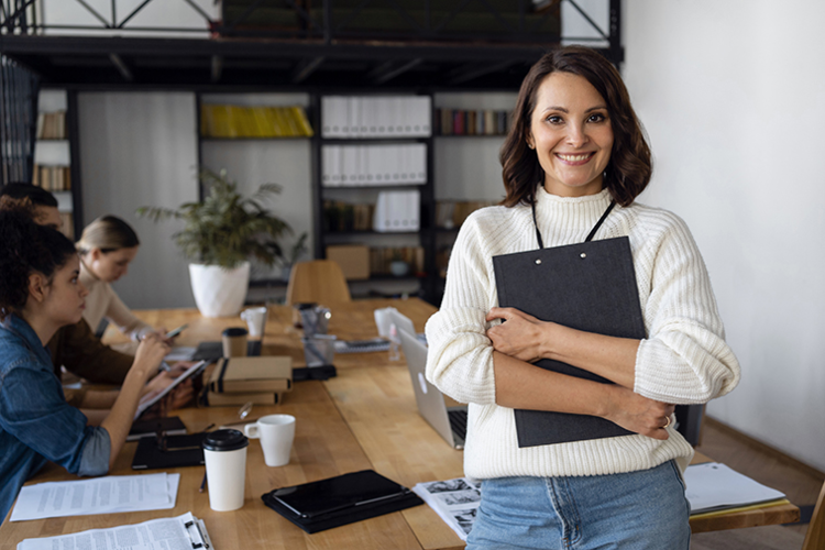 cover du contenu Reconversion professionnelle en banque-assurance : pourquoi choisir l'ESBanque ? 