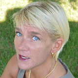 Cara NOYER